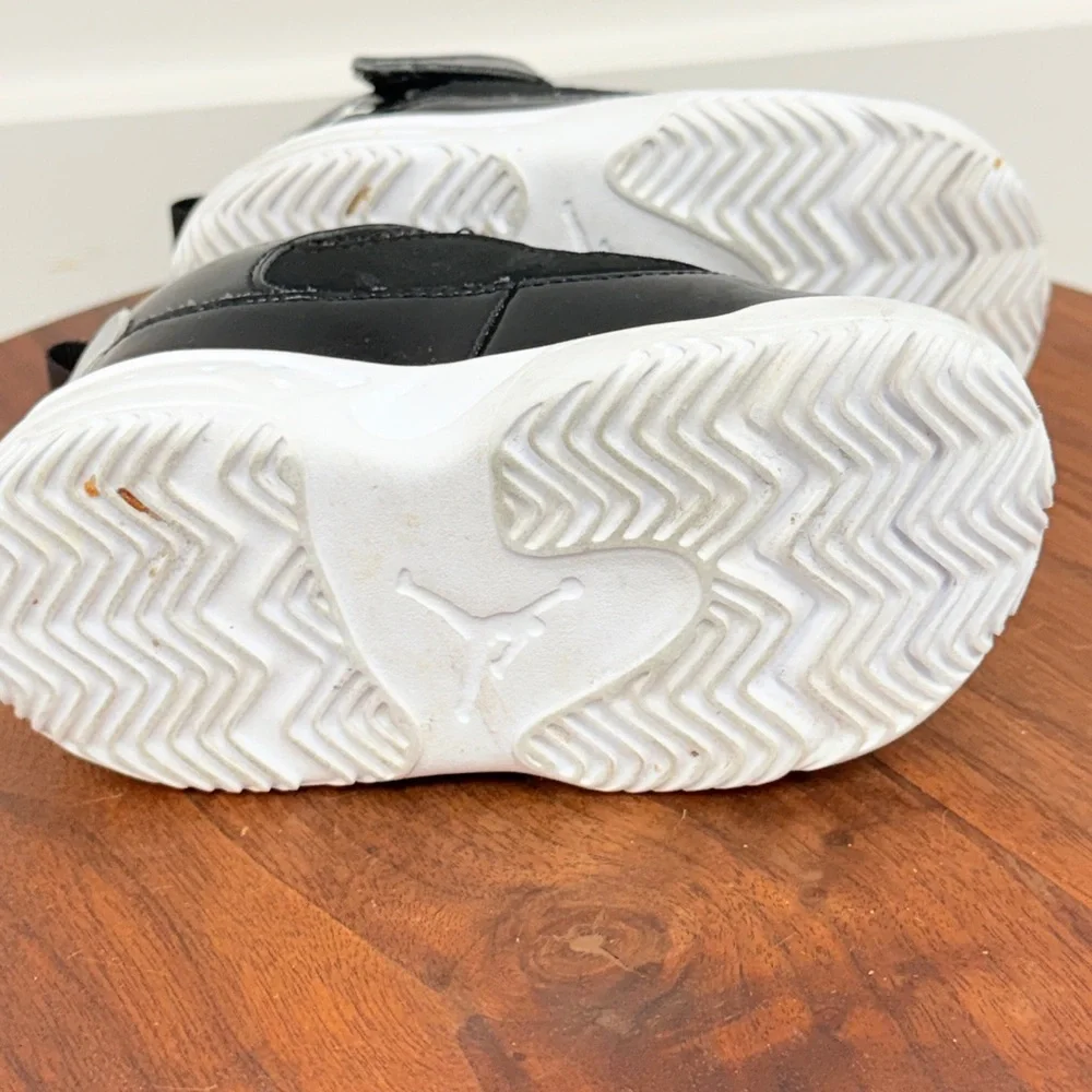 Jordan Max Aura 2‎ Toddler sneakers
